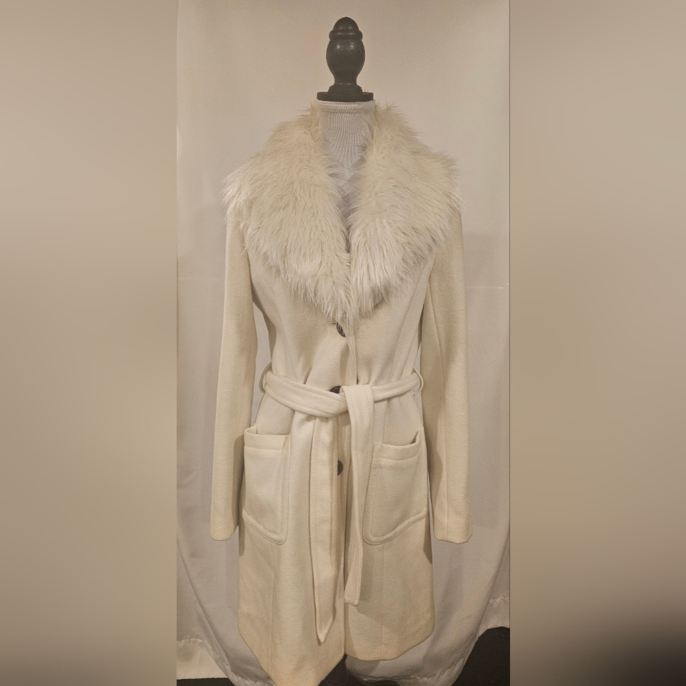 Women's Castro Trench Coat. Usa Size 10.